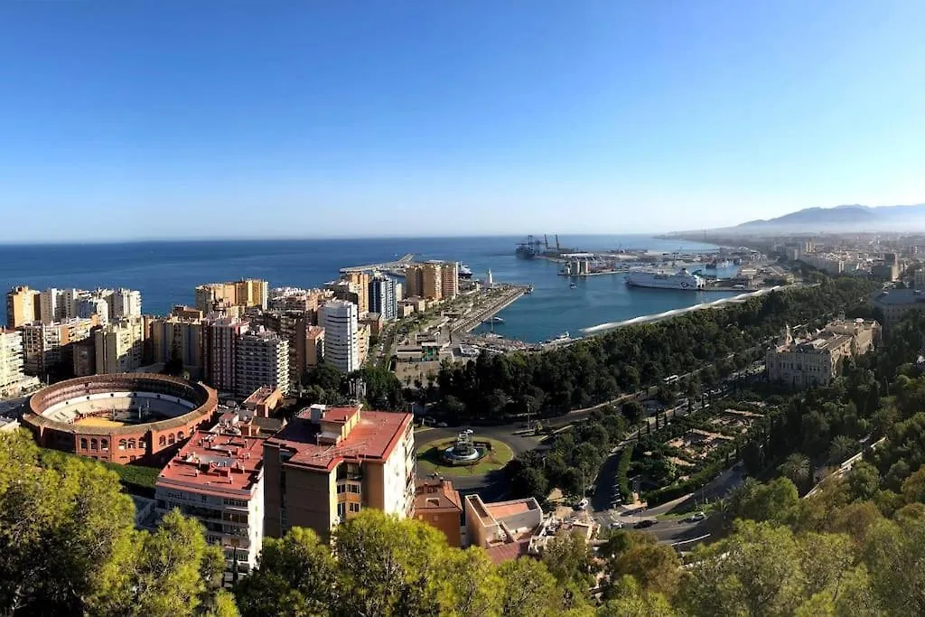 Luminoso Apartamento Con Garaje En El Centro Málaga